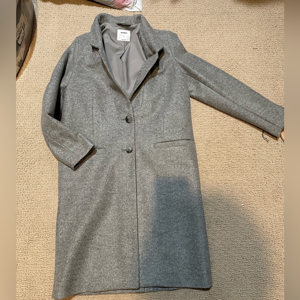 Beautiful gray pea coat only worn a couple oof times, excellent condition.